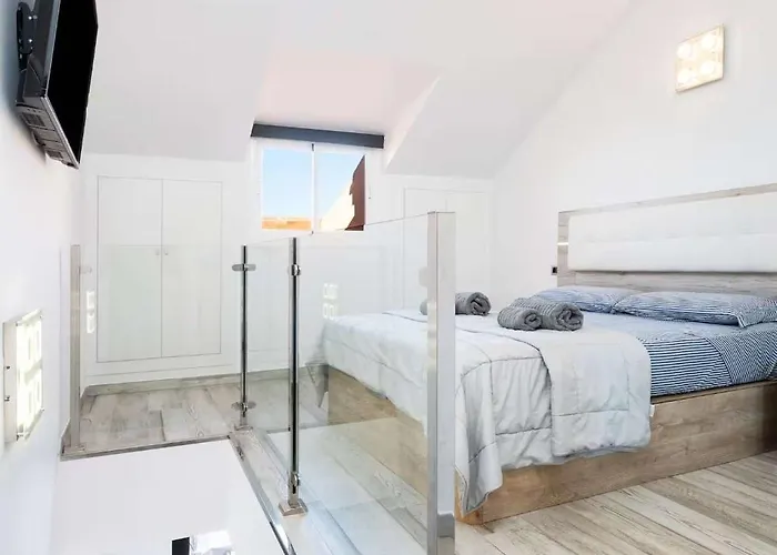 Tenerife Royal Gardens 23 - One Bed 美洲海滩