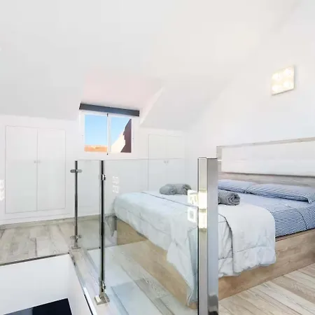 Tenerife Royal Gardens 23 - One Bed *