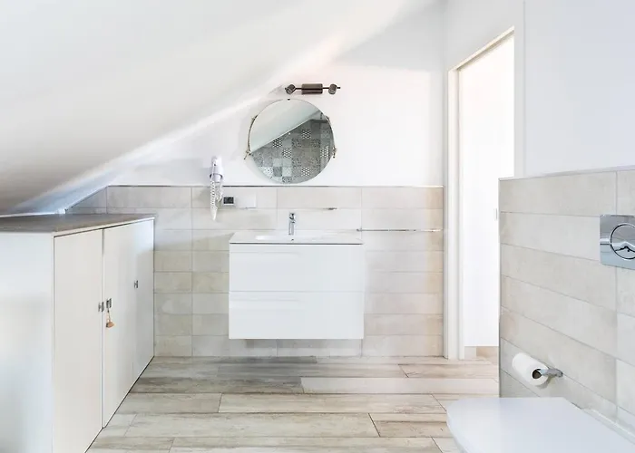 Tenerife Royal Gardens 23 - One Bed Playa de las Americas (Tenerife)