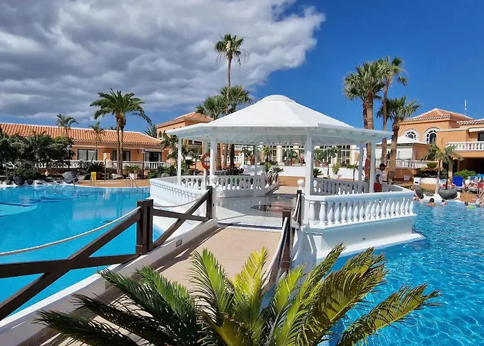 Tenerife Royal Gardens 23 - One Bed Appartement